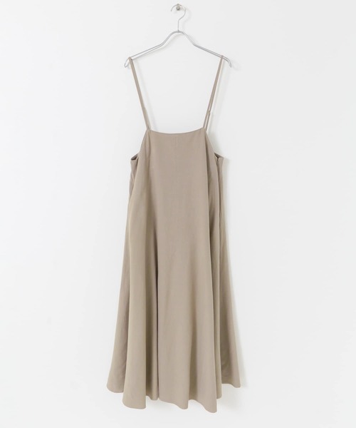 URBAN RESEARCH Sonny Label（アーバンリサーチサニーレーベル）の「リネン混サス付きフレアワンピース（ワンピース・レディース・ベージュ系その他/ブラック/キャメル・FREE）」の17枚目の写真