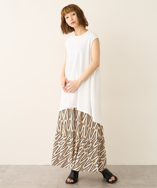 Lui's（ルイス）の「チャンキー丸ヒールサンダル（サンダル・レディース・ブラック/アイボリー・24.5/23.5/24.5cm/23.5cm）」の14枚目の写真