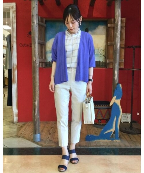 SHOO・LA・RUE（シューラルー）の「◆【SS-4L/3Dスキャン】ひんやり麻混スティックパンツ（その他パンツ・レディース・ライトブルー/イエロー/ブラック/カーキ/ライトベージュ・02/03/04/01/10/05/06）」の21枚目の写真