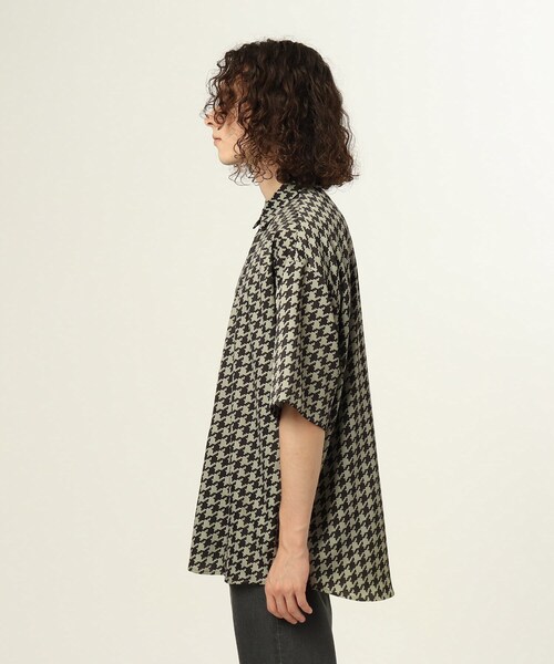 tk.TAKEO KIKUCHI（ティーケータケオキクチ）の「◇BIGハウンド