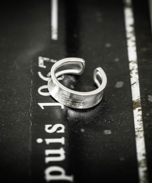 SILVER BULLET（シルバーバレット）の「『SILVER BULLET SELECT AC/シルバーバレットセレクト』ユニセックス デザインシルバーリング（リング・メンズ・C/K/S/D/L/T/B/J/R/G/O/E/M/F/N/H/P/A/I/Q・FREE）」の12枚目の写真