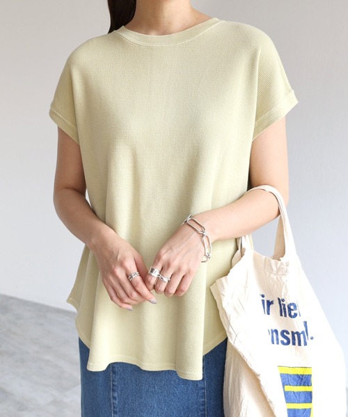 andme(アンドミー)の「ピグメント加工コットンワッフル背中ボタンTシャツ(Tシャツ/カットソー・レディース・オフホワイト/ブルー/グリーン/モカ/ラベンダー/グレー系その他/スミクロ・M)」の7枚目の写真