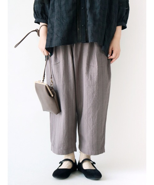 Samansa Mos2（サマンサ モスモス）の「イージーテーパードストライプパンツ（その他パンツ・レディース・キナリ/グレー/ブラック・ﾌﾘ-）」の3枚目の写真