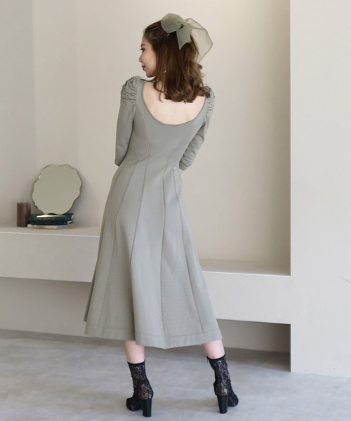 ROYAL PARTY（ロイヤルパーティー）の「パワショルフレアニットワンピース（ワンピース・レディース・ブラック/カーキ/パープル・FREE）」の3枚目の写真