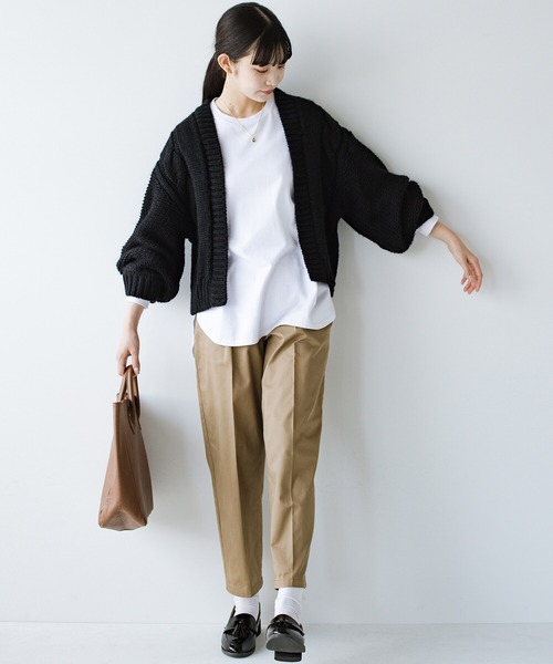 haco!（ハコ）の「どんなコーデにもサッと羽織るだけで気軽に着映える！ケーブルニットカーディガン（カーディガン/ボレロ・レディース・ブラック/アイボリー・2/1）」の17枚目の写真