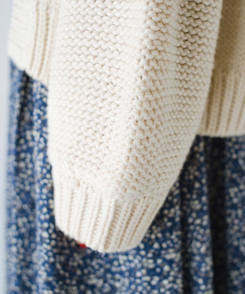 haco!（ハコ）の「どんなコーデにもサッと羽織るだけで気軽に着映える！ケーブルニットカーディガン（カーディガン/ボレロ・レディース・ブラック/アイボリー・2/1）」の6枚目の写真