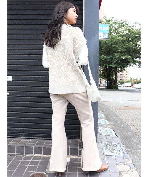 MURUA（ムルーア）の「モールジャガードドッキングシャツ（シャツ/ブラウス・レディース・アイボリー/ブラウン/ブラック・FREE）」の14枚目の写真