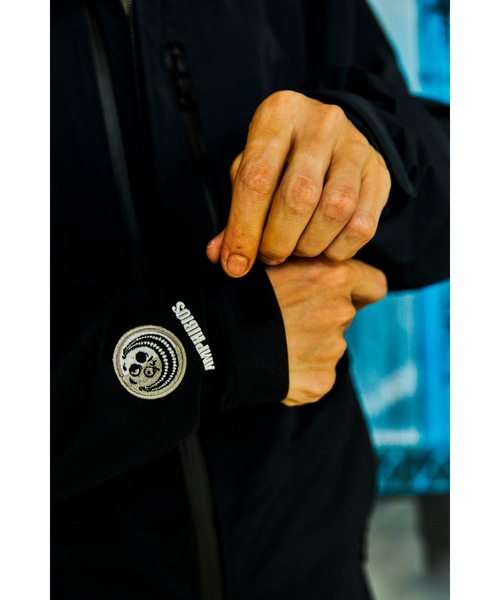 AlexanderLeeChang（アレキサンダーリーチャン）の「AlexanderLeeChang/アレキサンダーリーチャン YOSHI47 AMPHIBIOS SHELL マウンテンパーカー（マウンテンパーカー・メンズ・グレー/オレンジ/ブラック・4/3/2）」の19枚目の写真