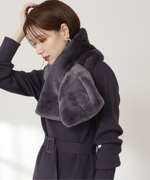 N.（N. Natural Beauty Basic）（エヌエヌナチュラルビューティーベーシック）の「フェイクファーティペット（ストール/ショール・レディース・ベージュ/グレー・ﾌﾘ-）」の2枚目の写真