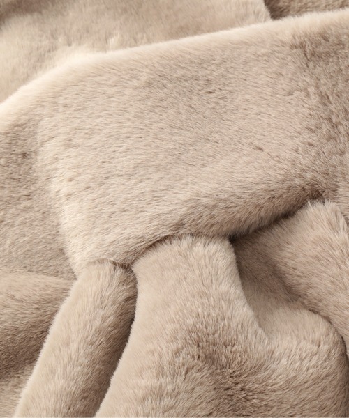 N.（N. Natural Beauty Basic）（エヌエヌナチュラルビューティーベーシック）の「フェイクファーティペット（ストール/ショール・レディース・ベージュ/グレー・ﾌﾘ-）」の6枚目の写真