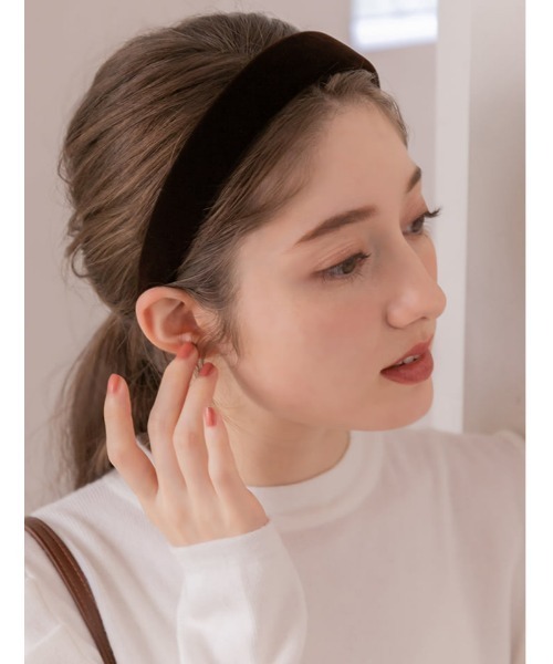 fifth（フィフス）の「ベロアカチューシャ（その他ヘアアクセサリー・レディース・ブラック/ブラウン/ボルドー・FREE）」の3枚目の写真