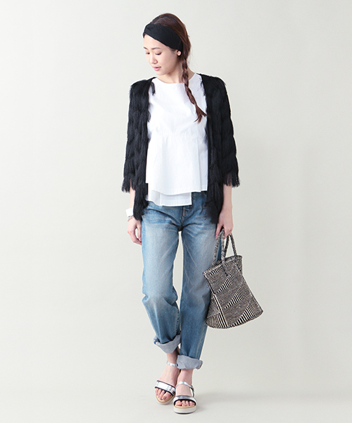 ELFORBR(エルフォーブル)の「イレギュラーヘムブラウス(シャツ/ブラウス・レディース・ホワイト/ブラック・38)」の13枚目の写真