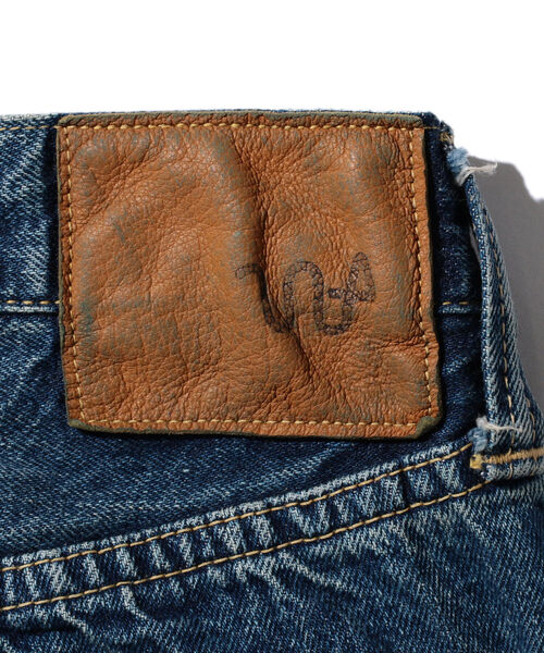 WAREHOUSE(ウエアハウス)の「【予約・イベント限定】WAREHOUSE × BEAMS PLUS / 別注Lot. 1001xx Multi Paint(デニムパンツ・メンズ・インディゴブルー・29inch/31inch/34inch/32inch/36inch/33inch/30inch/28inch/38inch)」の11枚目の写真