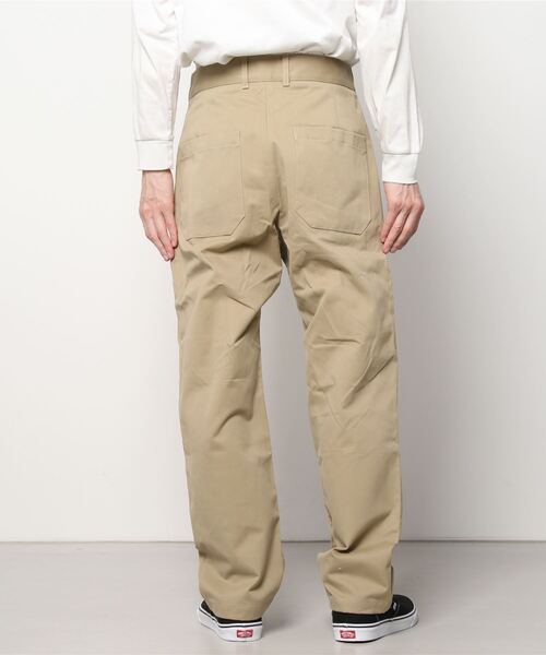 STUDIO NICHOLSON（スタジオニコルソン）の「スタジオニコルソン STUDIO NICHOLSON / BILL TWILL FLAT FRONT TAPERED PANT（その他パンツ・メンズ・ダークブラウン/カーキ・SMALL/MEDIUM）」の4枚目の写真
