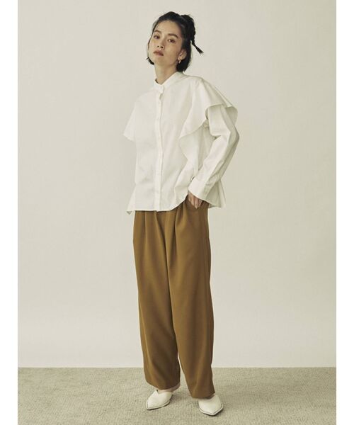 COTORICA（コトリカ）の「サイドフリルオーバーシャツ（シャツ/ブラウス・レディース・ブラック/オフホワイト/ダークオレンジ・FREE）」の6枚目の写真