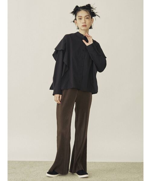 COTORICA（コトリカ）の「サイドフリルオーバーシャツ（シャツ/ブラウス・レディース・ブラック/オフホワイト/ダークオレンジ・FREE）」の10枚目の写真