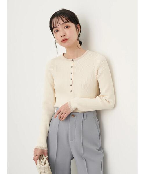 earth music&ecology（アースミュージックアンドエコロジー）の「ヘンリ-ネックリブニットプルオーバー＊（ニット/セーター・レディース・ブラック/サックスブルー/アイボリー/モカ・S/M）」の8枚目の写真