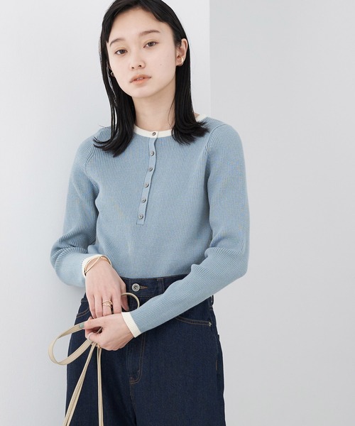 earth music&ecology（アースミュージックアンドエコロジー）の「ヘンリ-ネックリブニットプルオーバー＊（ニット/セーター・レディース・ブラック/サックスブルー/アイボリー/モカ・S/M）」の4枚目の写真