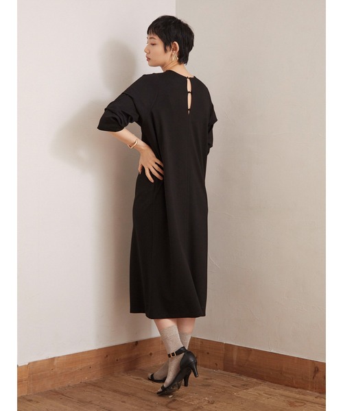 armonia（アルモニーア）の「armonia.デザイン袖ワンピース（ワンピース・レディース・ブラック/オフホワイト・FREE）」の3枚目の写真