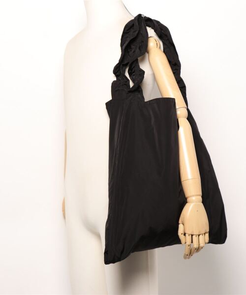 CACHELLIE(カシェリエ)の「【CACHELLIE】フリルトートバッグ(ハンドバッグ・レディース・ブラック/Beige・FREE)」の3枚目の写真