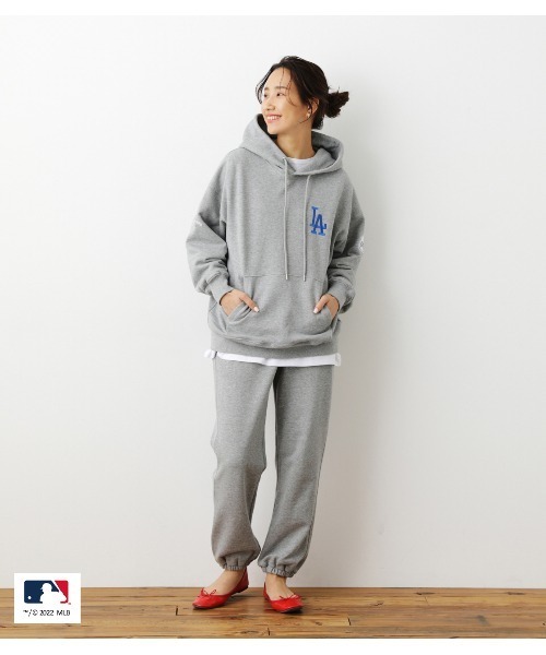 RODEO CROWNS WIDE BOWL（ロデオクラウンズワイドボウル）の「MLB TEAM スウェットパーカー（パーカー・レディース・ネイビー/杢グレー/グリーン・LARGE/MEDIUM）」の16枚目の写真