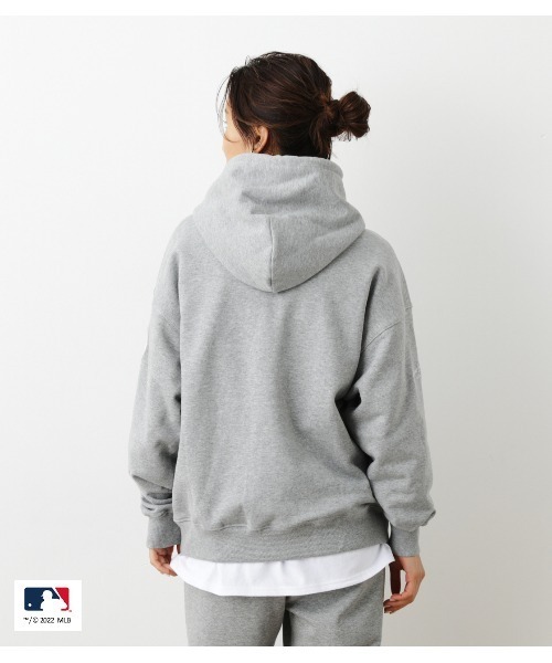 RODEO CROWNS WIDE BOWL（ロデオクラウンズワイドボウル）の「MLB TEAM スウェットパーカー（パーカー・レディース・ネイビー/杢グレー/グリーン・LARGE/MEDIUM）」の13枚目の写真