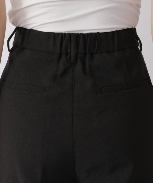 ハイウエストタックテーパードパンツ（その他パンツ）｜LOWRYS FARM（ローリーズファーム）