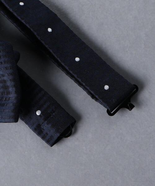 UNITED ARROWS(ユナイテッドアローズ)の「<UNITED ARROWS> サッカー ドット ボウタイ(蝶ネクタイ・メンズ・ベージュ/ネイビー・FREE)」の4枚目の写真