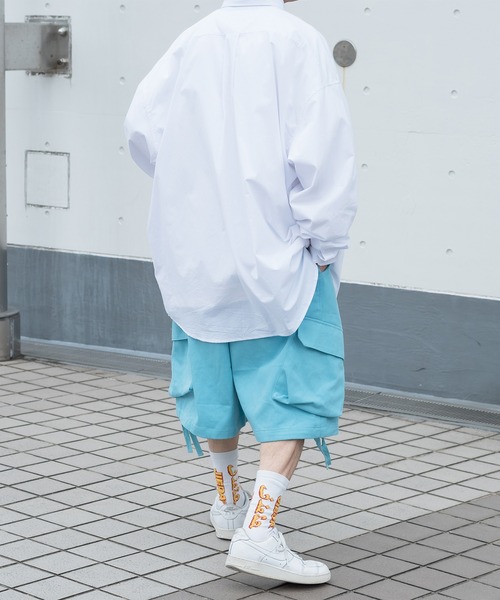 Perushu（ペルーシュ）の「オーバーサイズワンポイントシャツ（シャツ/ブラウス・メンズ・ライトブルー/ピンク/イエロー/ホワイト・LARGE/MEDIUM）」の11枚目の写真