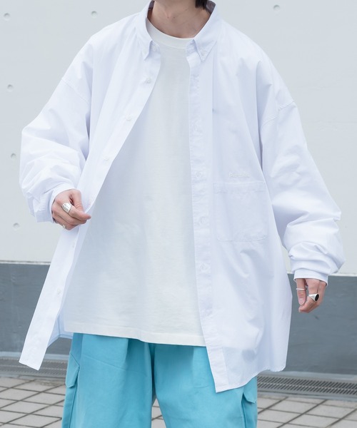 Perushu（ペルーシュ）の「オーバーサイズワンポイントシャツ（シャツ/ブラウス・メンズ・ライトブルー/ピンク/イエロー/ホワイト・LARGE/MEDIUM）」の12枚目の写真