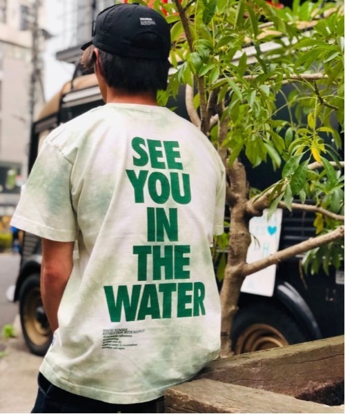 MAGIC NUMBER（マジック ナンバー）の「【MAGIC NUMBER】SEE YOU IN THE WATER TIE DYE S/S TEE-SHIRT（Tシャツ/カットソー・メンズ・グリーン/ベージュ/ブルー・X-LARGE/MEDIUM/LARGE）」の9枚目の写真