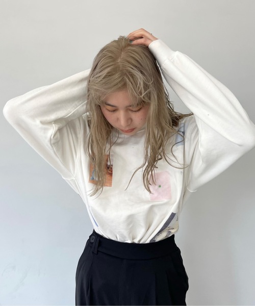 SANSeLF(サンセルフ)の「フォトプリントスウェット【SANSeLF】sanw22s049(スウェット・レディース・ホワイト・FREE)」の7枚目の写真