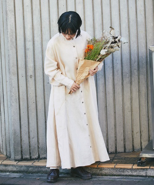 and R（アンドアール）の「リネンフレアワンピース（ワンピース・レディース・ベージュ/ネイビー/レッド・FREE）」の5枚目の写真