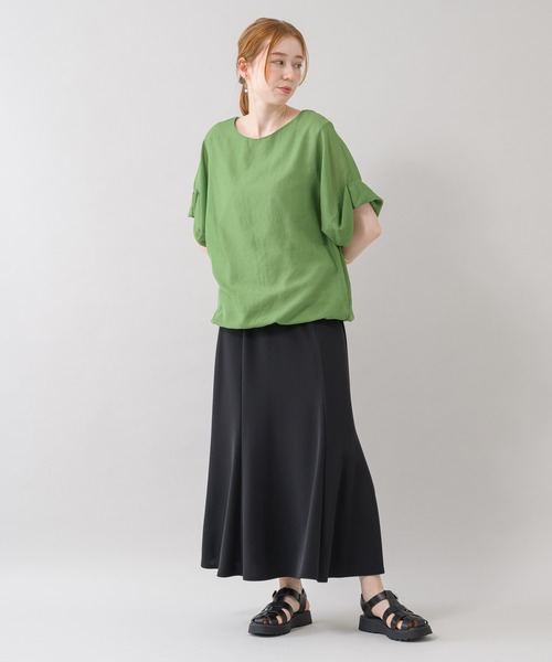 CLOCHE(クロシェ)の「cloche 裾バルーンプルオーバー(Tシャツ/カットソー・レディース・ベージュ/グリーン・FREE)」の7枚目の写真