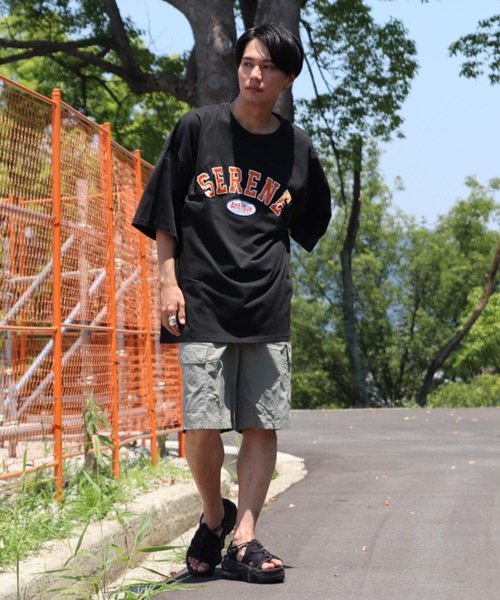 Bling Leads（ブリングリーズ）の「《Bling leads》ワッペンオーバーサイズTシャツ（Tシャツ/カットソー・レディース・ダークグリーン/スミクロ/グレイッシュブルー/ホワイト系1/ホワイト系2/ブルー系1/ブルー系2・MEDIUM/LARGE）」の15枚目の写真