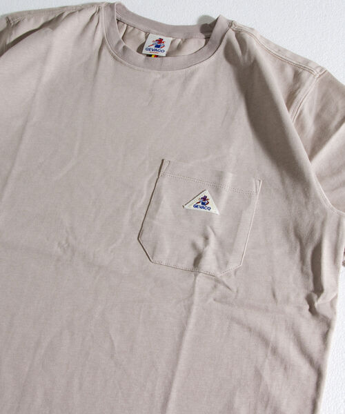 GEVACO(ゲバコ)の「【GEVACO/ゲバコ】オープンエンド度詰め天竺 半袖ポケット付きTシャツ(Tシャツ/カットソー・メンズ・チャコールグレー/ベージュ/オフホワイト/ピンク/ブラック系その他3/ブルー系その他3/ベージュ系その他3・S/M/L)」の4枚目の写真