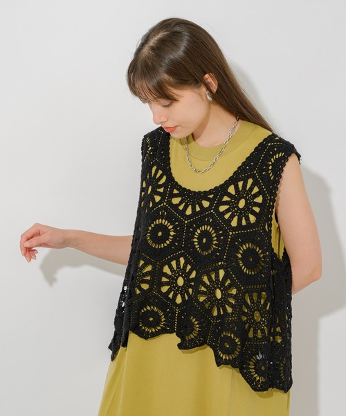 Paradise Picnic（パラダイスピクニック）の「クロシェ編みタンクトップ（ベスト・レディース・ブラック/ベージュ・FREE）」の2枚目の写真