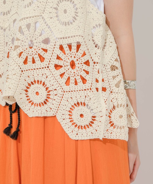 Paradise Picnic（パラダイスピクニック）の「クロシェ編みタンクトップ（ベスト・レディース・ブラック/ベージュ・FREE）」の5枚目の写真