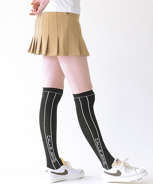 GIORDANO（ジョルダーノ）の「[ CALLEJERA ] KNEE HIGH SOCKS（ソックス/靴下・レディース・ダークグリーン/ブラック/ネイビー・FREE）」の2枚目の写真