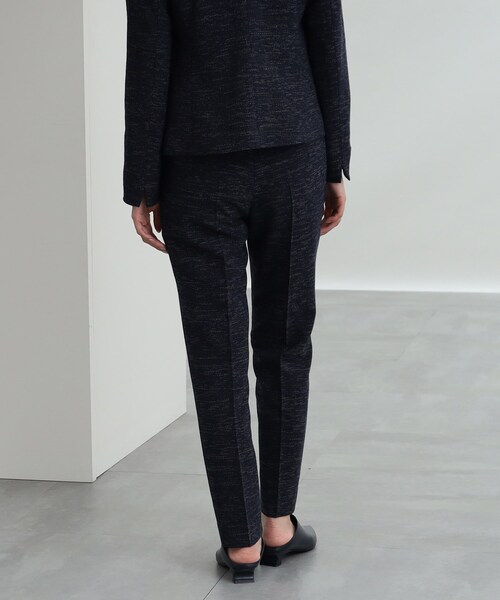 INDIVI（インディヴィ）の「◆【洗える／セレモニー】ツィードテーパードパンツ（その他パンツ・レディース・ブラック系3/ネイビー系3/ネイビー・36/38/40/19/03/13/15 /05）」の17枚目の写真
