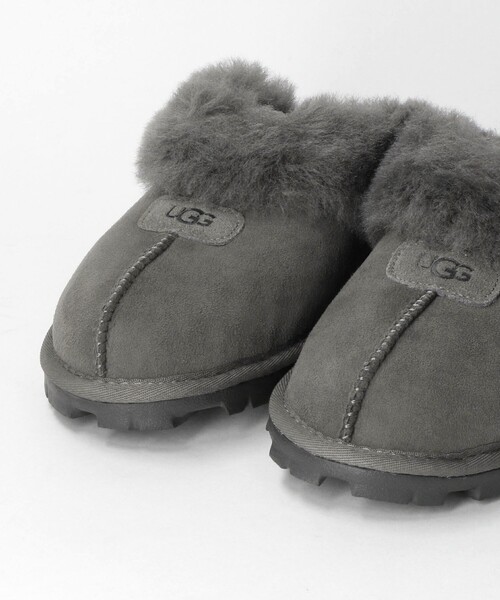UGG(アグ)の「<UGG>COQUETTE ムートンスリッパ(モカシン/デッキシューズ・レディース・ダークグレー・7)」の7枚目の写真