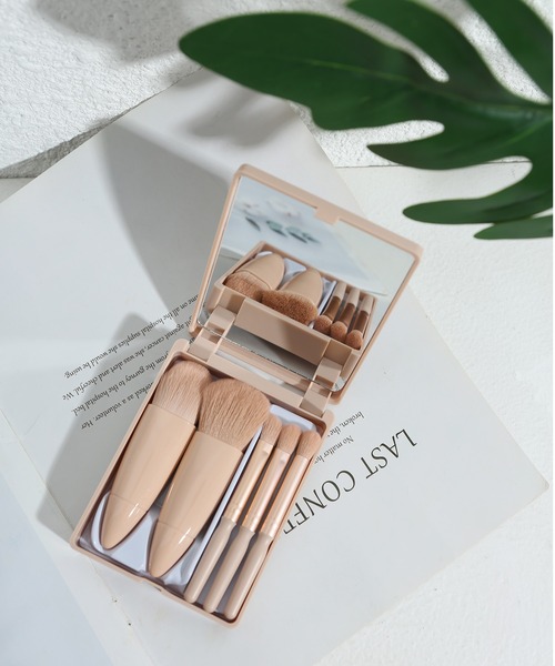 セール】携帯便利 ケース付き アイシャドウブラシ5本セット（メイク