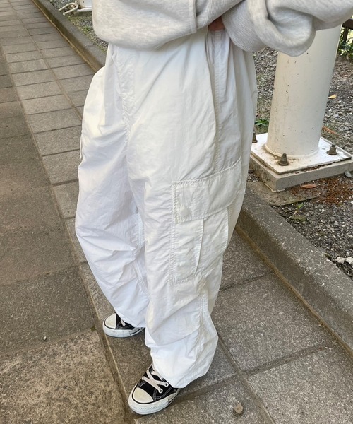 Snap club(スナップクラブ)の「【Snap club】ナイロンミリタリーカーゴパンツ(その他パンツ・レディース・ブラック/チャコールグレー/ホワイト・FREE)」の2枚目の写真