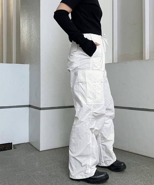 Snap club(スナップクラブ)の「【Snap club】ナイロンミリタリーカーゴパンツ(その他パンツ・レディース・ブラック/チャコールグレー/ホワイト・FREE)」の6枚目の写真