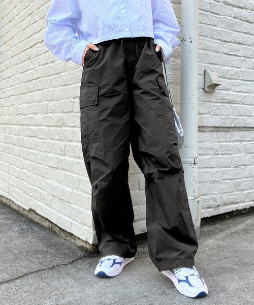 Snap club(スナップクラブ)の「【Snap club】ナイロンミリタリーカーゴパンツ(その他パンツ・レディース・ブラック/チャコールグレー/ホワイト・FREE)」の12枚目の写真