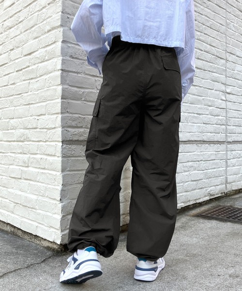 Snap club(スナップクラブ)の「【Snap club】ナイロンミリタリーカーゴパンツ(その他パンツ・レディース・ブラック/チャコールグレー/ホワイト・FREE)」の14枚目の写真