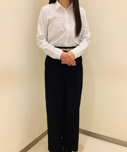 TOKYO SHIRTS(トウキョウシャツ)の「【吸水速乾】【COFREX】レギュラー衿 ピンタック長袖ブラウス(ビジネスシャツ・レディース・ホワイト・S/M/L/LL)」の6枚目の写真