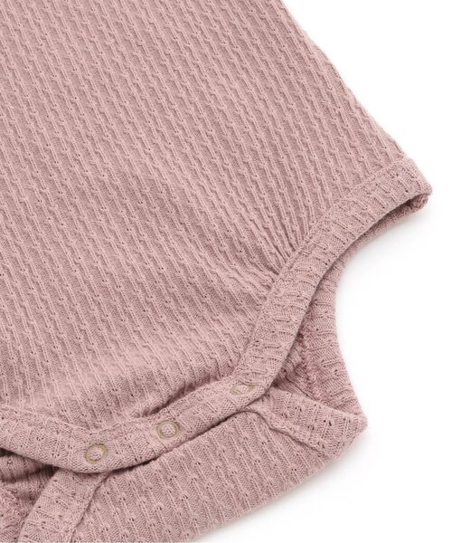 Ampersand（アンパサンド）の「【premier】フリル袖ボディースーツ（ロンパース・キッズ・クリーム/オフホワイト/ピンク・60/70/80）」の11枚目の写真