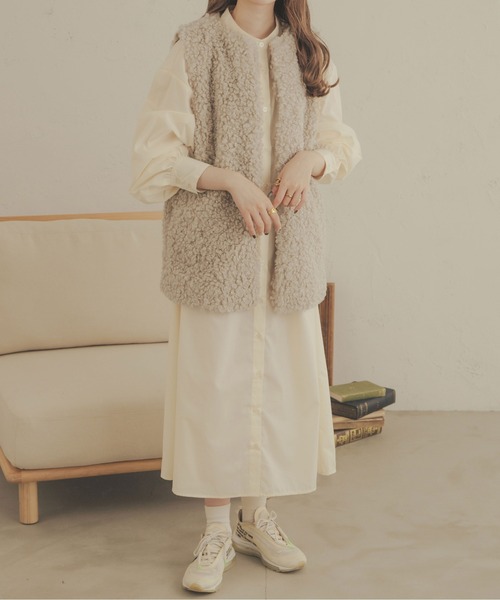 Ambre Neige(アンブルネージュ)の「プードルフェイクファーベスト/【WEB/EC限定商品】(ベスト・レディース・ダークブラウン/アイボリー/ライトブラウン・FREE)」の20枚目の写真