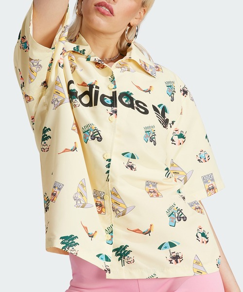 adidas(アディダス)の「オリジナルス 半袖グラフィックシャツ / アディダスオリジナルス adidas Originals(シャツ/ブラウス・レディース・ライトイエロー・X-LARGE/MEDIUM/LARGE/XX-LARGE/X-SMALL/SMALL)」の1枚目の写真
